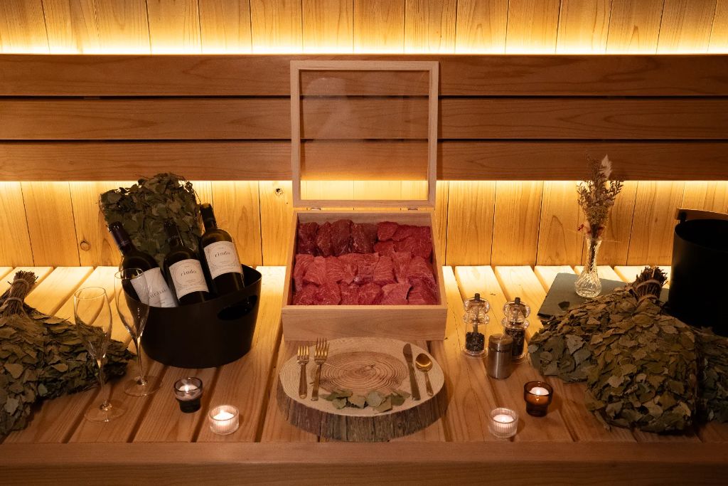 SAUNEA OUTDOOR COORDINATE